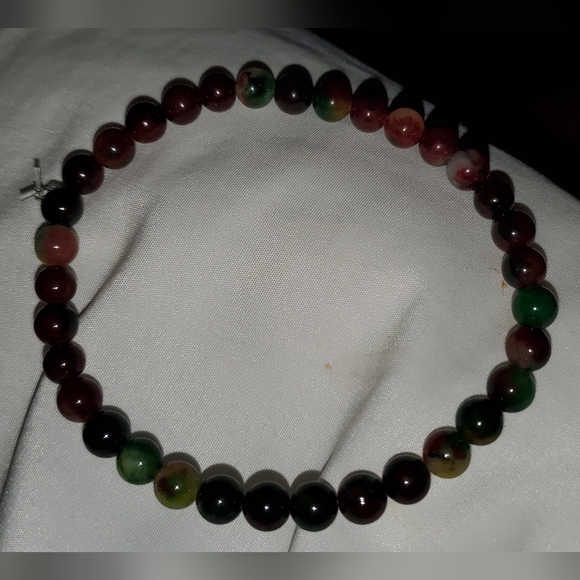 Jade Handmade Stretch Bracelet - Picture 2 of 8